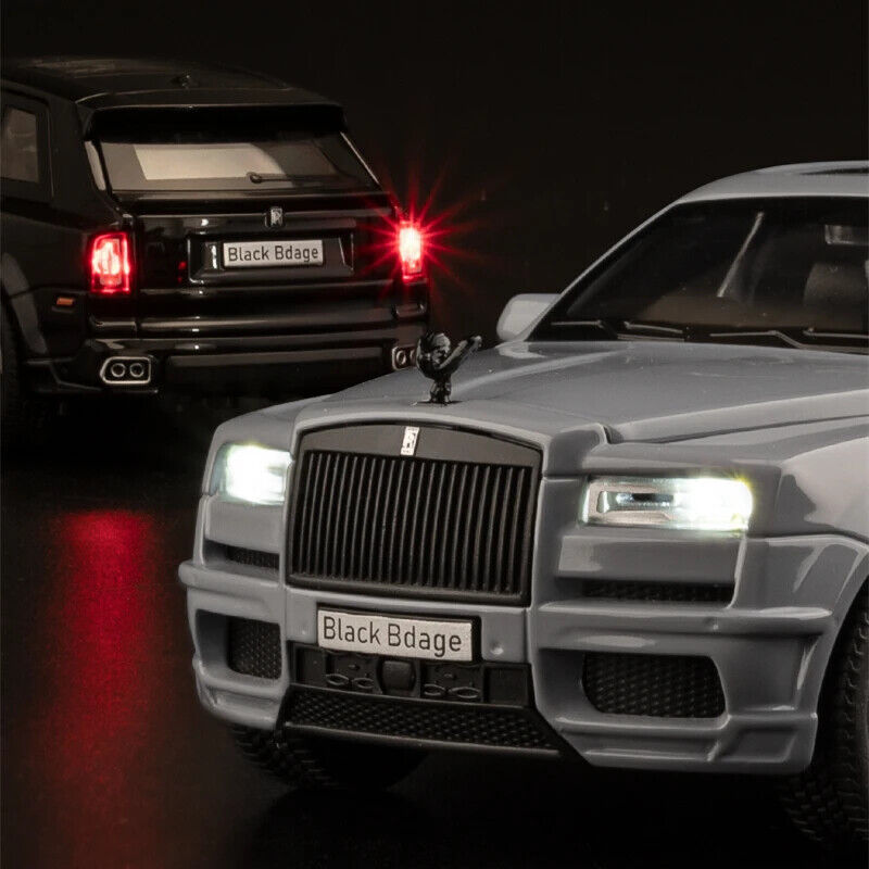 1:32 Rolls Royce SUV Cullinan Alliuminium Auto detailgetreu mit Licht und Sound
