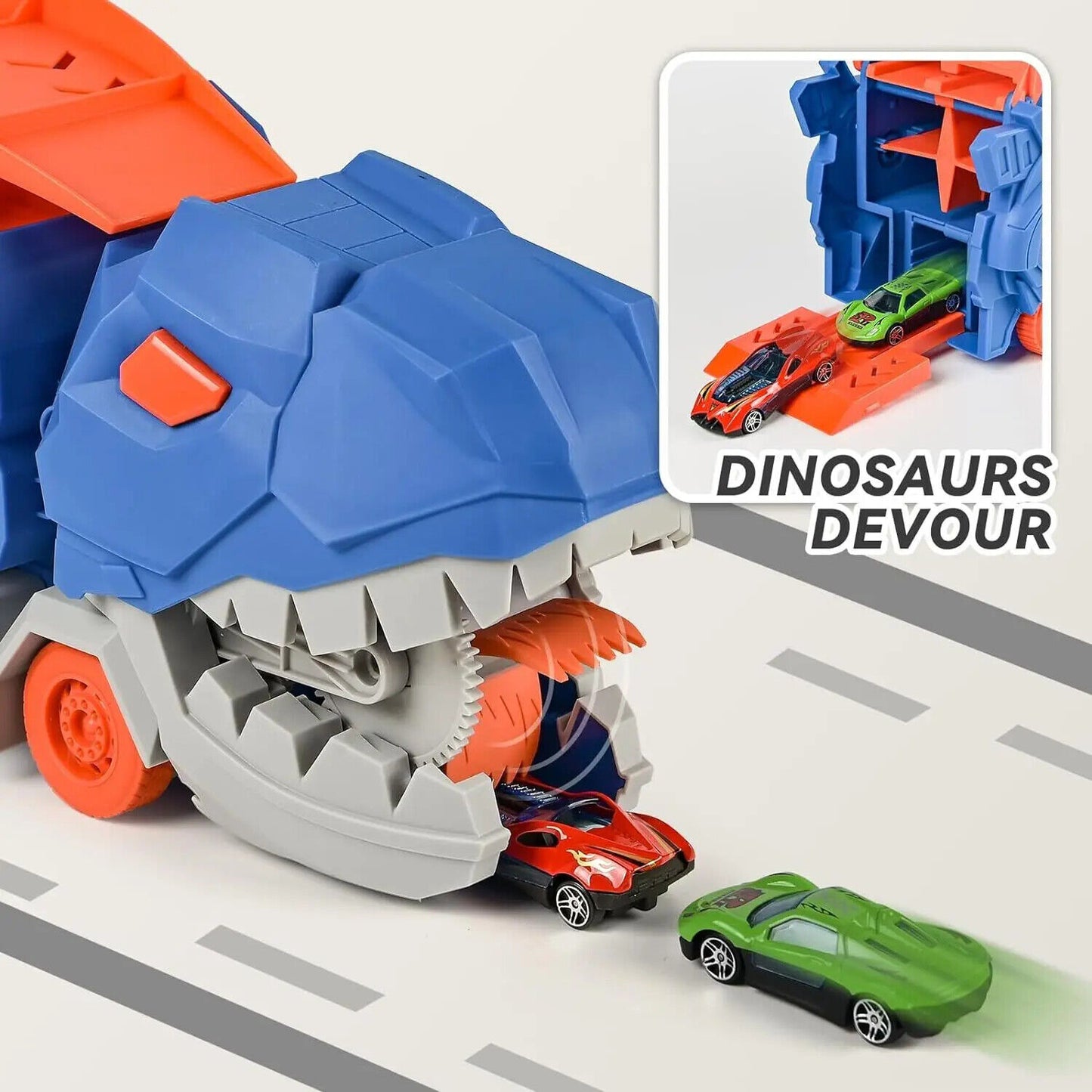 HABO Dinosaurier-LKW, in T-Rex verwandelt Rennstrecke für Autos freigibt.