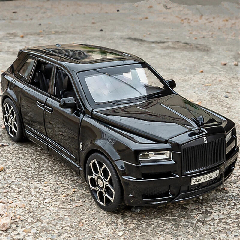 1:32 Rolls Royce SUV Cullinan Alliuminium Auto detailgetreu mit Licht und Sound