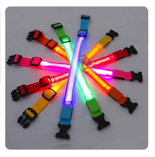 Leuchtendes Hunde Halsband verstellbar blinkend wiederaufladbar Licht im dunkel