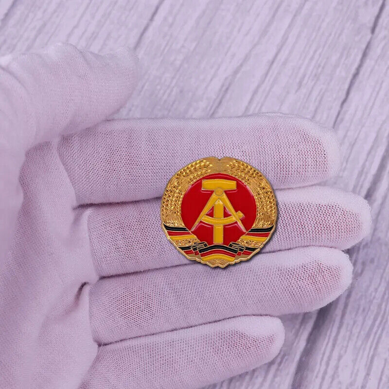 HABO Anstecknadel DDR Emblem Ostdeutschland Logo Deutsche Demokratische Republik