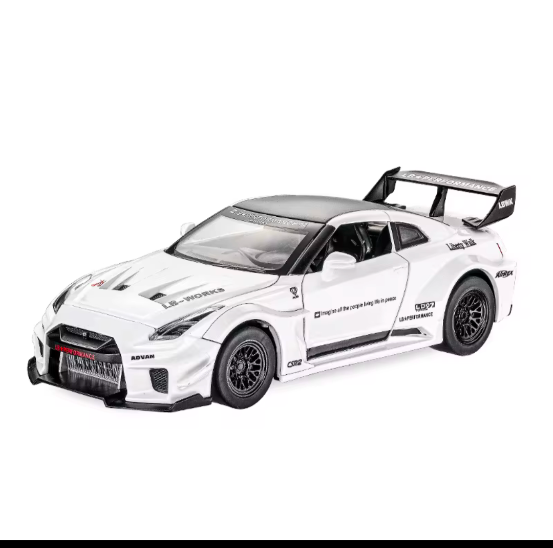 GTR CSR2 Modell in 1:32 Spielzeug Modell Fahrzeug mit und ohne Spoiler