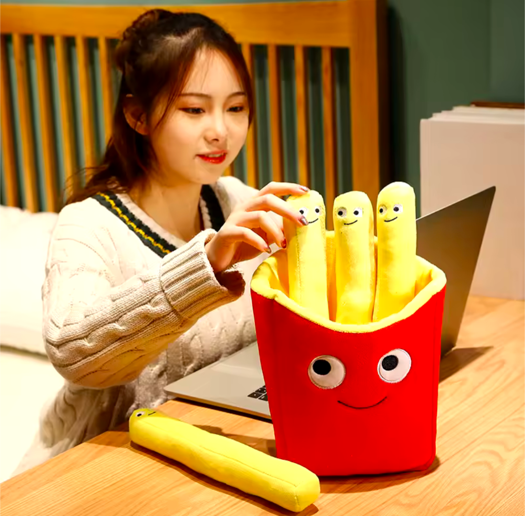 Pommes Frites Kissen Kuscheltier Plüschtier lächende Fritten Mcdonal 40 cm