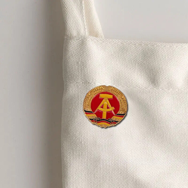 HABO Anstecknadel DDR Emblem Ostdeutschland Logo Deutsche Demokratische Republik