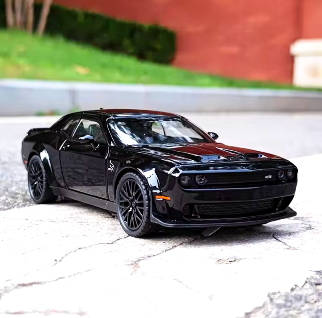 Dodge Hellcat Challenger SRT 1:32 Modell Metall Modell Auto Geschenk