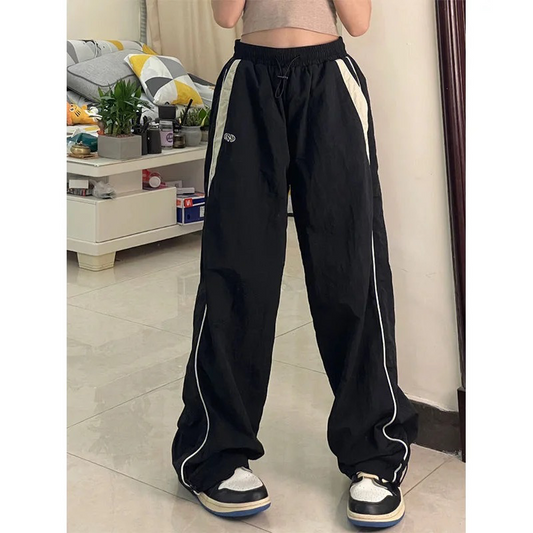 VintEdge Oversized Vintage Jogger Damen Jogginghose Baggy Parachute Y2K Schwarz
