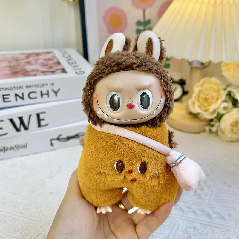 Nette Mini Plüsch Puppe Kleidung Outfit Zubehör für Idolpuppen